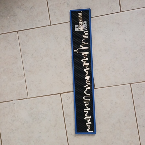 New Amsterdam Vodka bar runner - Picture 1 of 5